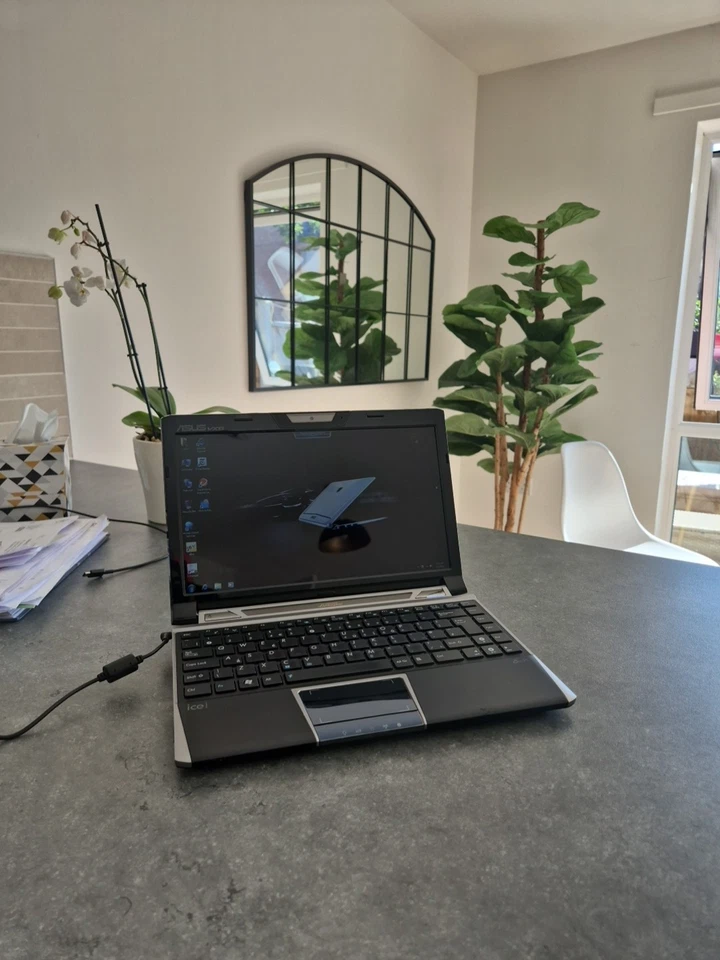 Asus Lamborghini VX6 Netbook, BRAND NEW BATTERY + FAST UK 🇬🇧 POST! - Image 2 of 4