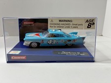 Carrera Plymouth Fury '60 Chrysler LLC Lee Petty 1/32 slot car 42