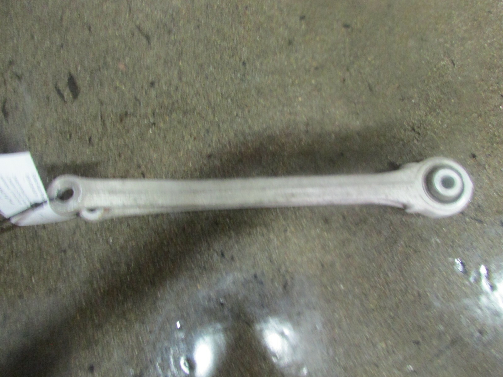 2014 Maserati Quattroporte, Ghibli, Rear Lower Wishbone Arm, Used, P/N 670002808