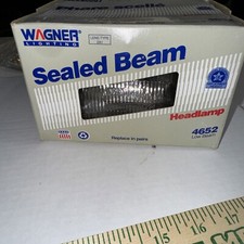 Wagner Sealed Beam Headlamp 4652