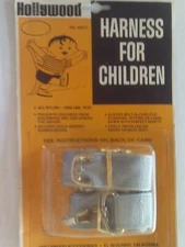 Child Safety Car Seat Strap Harness For Children Hollywood Accessories VTG..NIP