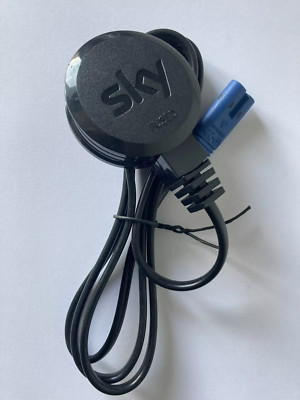 Original Sky 1,50 Meter Figur 8 IEC C7 Stromkabel UK Netzkabel blau Stecker