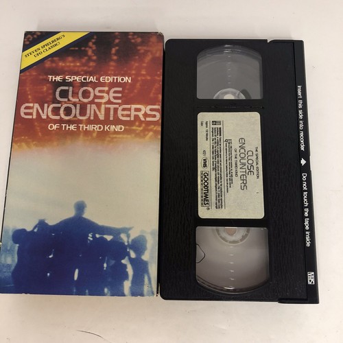 Lot of 3 VHS.Close Encounters 1988,Apocalypse Now 1989 & Independence Day 1996 - Picture 4 of 5