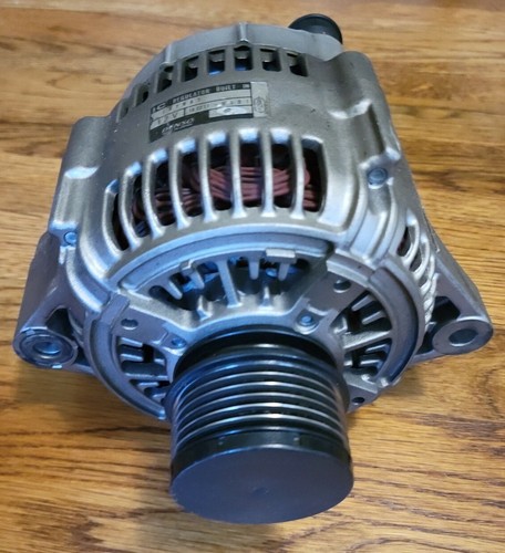 Maserati 4200 Alternator Denso Part No. 187687 12V (Not Working) - Picture 2 of 4