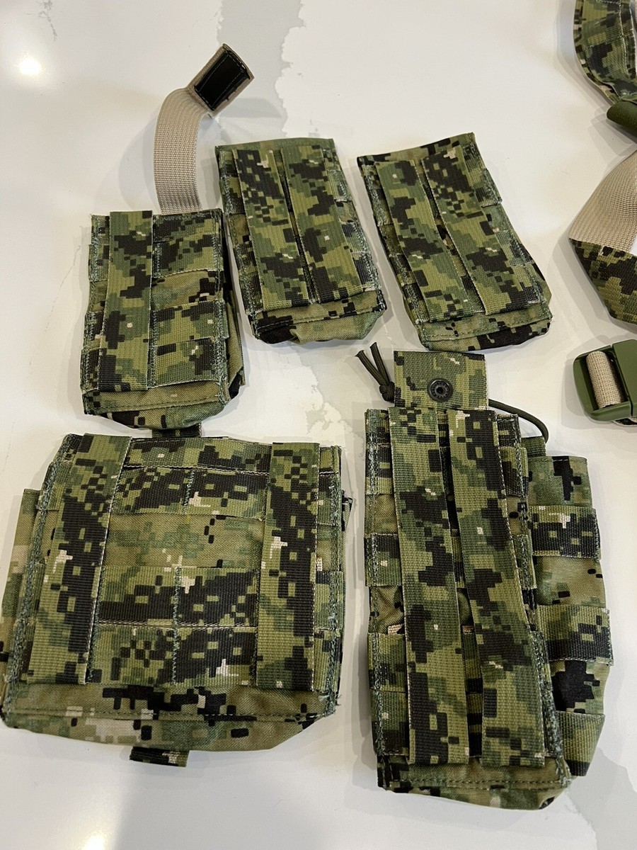 London Bridge Trading LBT-2586B Low Profile Triple MP7 Chest Rig