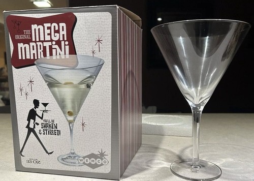 Large Mega Martini glass, The Original made by WEMCO, Holds 32 OZ - Picture 5 of 9