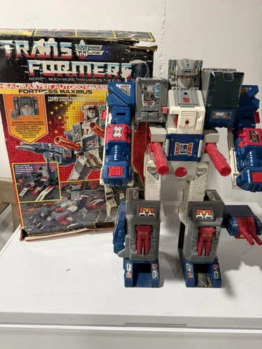 G1 Fortress Maximus  1987 Hasbro Vintage Transformer