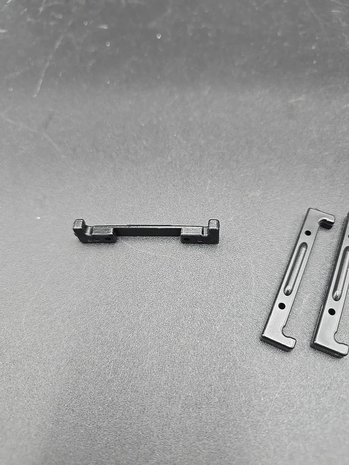 Qty 10 Custom Works Molded Battery Mount 3266 Gbx Intimidator Enforcer - Image 4 of 4