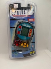 NEW Battleship Electronic HandHeld Game 1999 Hasbro Milton Bradley Sealed works