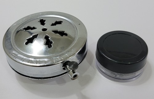 Antique Gramophone Soundbox with 50 Needles–Retro Record Player Head, Spare Part - Picture 2 of 6