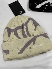 Arc  teryx Grotto Toque Beanie Beige Merino Wool Knit Winter Hat Unisex NWT