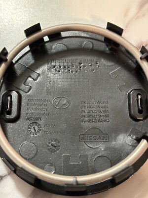 INFINITI Q50 QX60 Center Cap | P/N: 403425NY6B | Genuine OEM