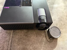 DELL M210x DLPHD PORTABLE PROJECTOR GREAT SHAPE - HDMI - FREE CASE