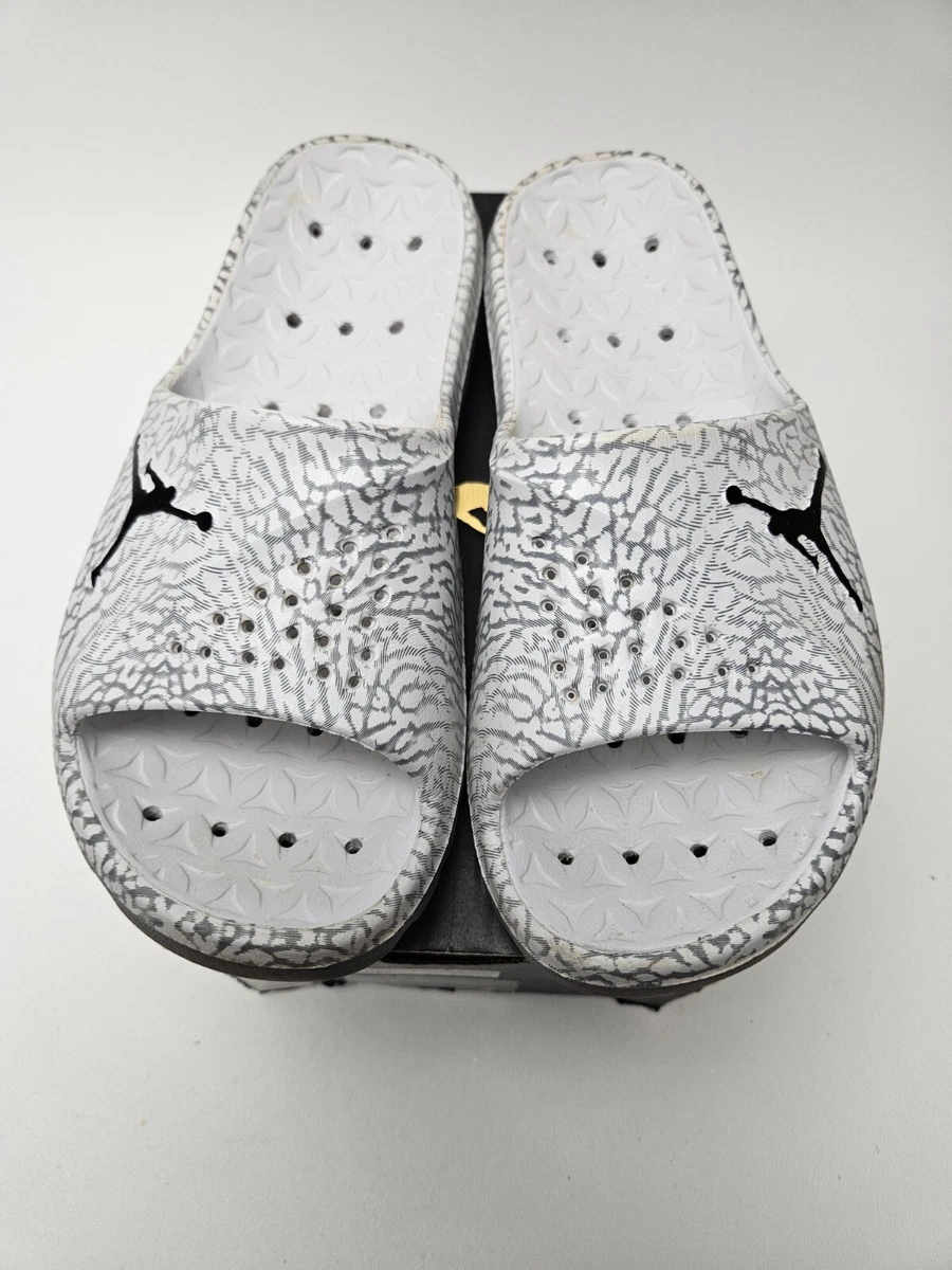 Nike jordan store superfly sandals