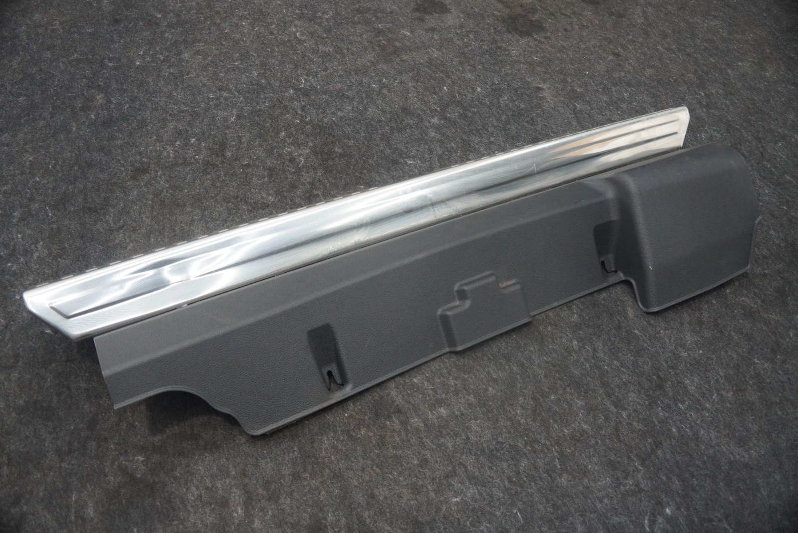 Rear Trunk Lid Lock Sill Plate Cover Trim Panel 4M8864483A OEM Lamborghini Urus