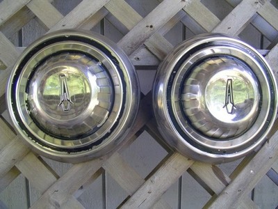 2 VINTAGE MOPAR DODGE CHRYSLER PLYMOUTH CHARGER HUBCAPS WHEEL COVERS CENTER CAPS