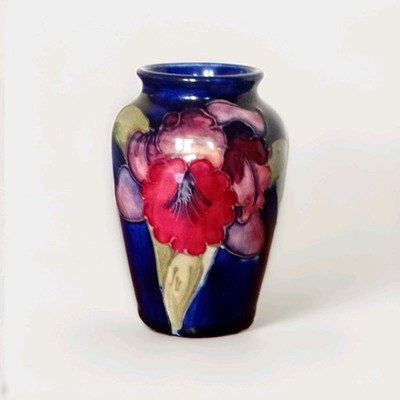 Vintage Moorcroft Orchideenmuster Miniatur Vase 9,5 cm Kobaltblau Boden