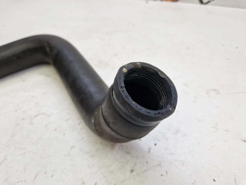 2007 VOLVO XC90 2.4 DIESEL RADIATOR PIPE HOSE 30680748 - Image 3 of 4
