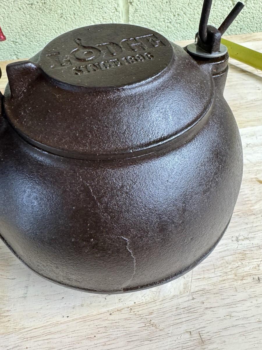 ロッジ　LODGE ケトル 2TK2 MADE IN USA Amazon.co.jp: LODGE Cast Iron Tea Kettle 2TK2 / ヴィンテージ
