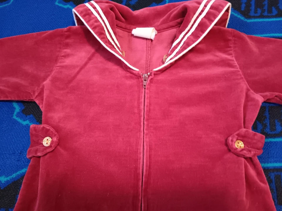 Винтажный цельный велюровый костюм моряка Little Bitty Baby для 24 месяцев бордовый сделано в США  - Изображение 2 из 4