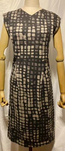 Abito midi Bottega Veneta grigio e nero con cappuccio in lana stampato taglia 42 US 6 NUOVO