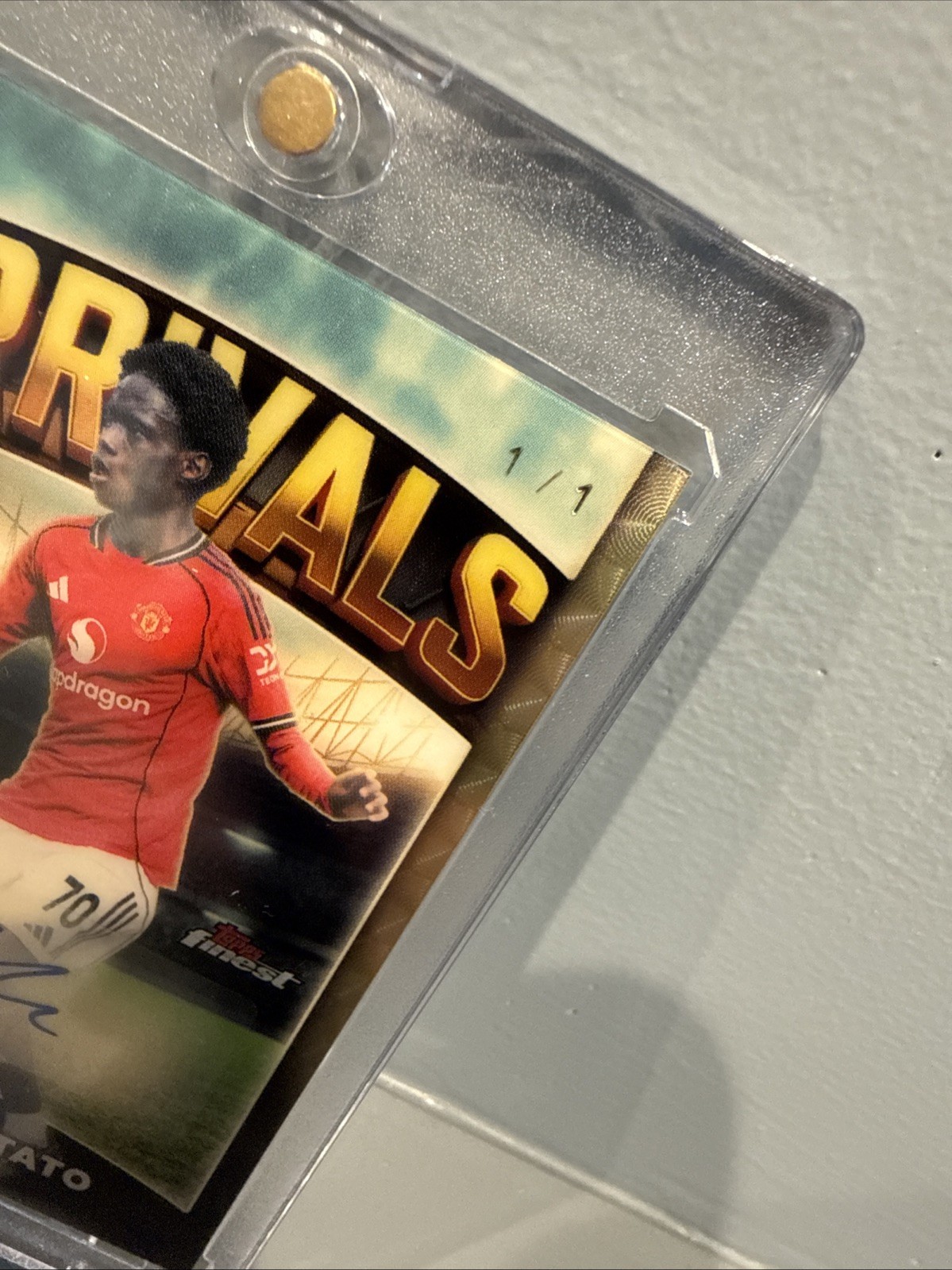 2026 Topps Finest EPL Bendito Mantato Arrivals SUPERFRACTOR‼️Rookie Auto AA-BM view 3