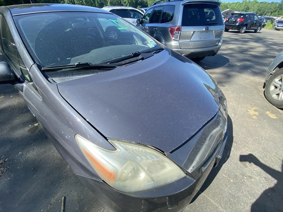 (LOCAL PICKUP ONLY) 10 11 12 13 14 15 TOYOTA PRIUS Hood - Imagem 2 de 4