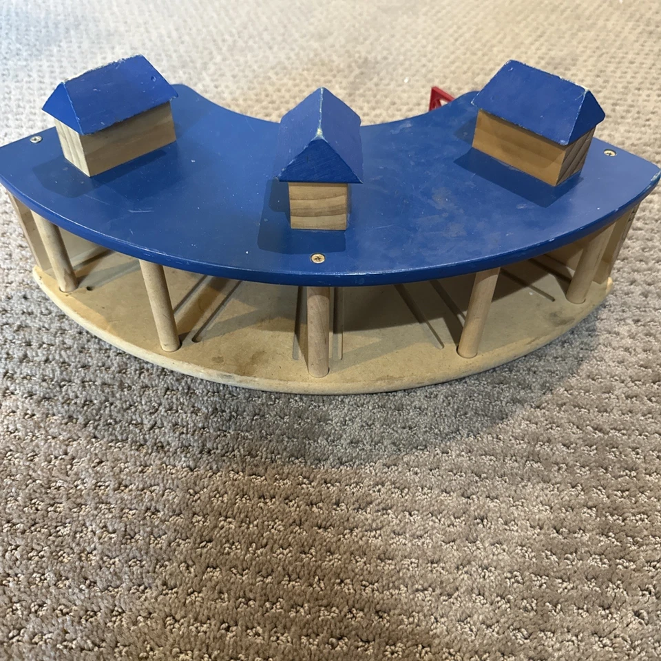 Thomas the Tank Engine Tren de Madera Estación Tidmouth Casa Redonda Cobertizo de Tren Foto 2 de 4