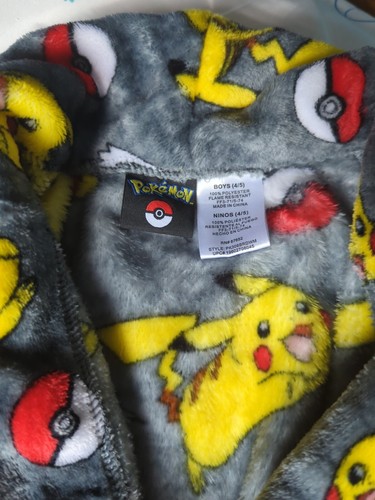Pokemon Boys Pajama Robe Gray Bathrobe Size XS 4/5 Pikachu Pokeball - Picture 3 of 3