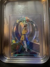 2022-23 Panini Revolution - Liftoff! LeBron James #3 Die Cut  Cubic 07/50