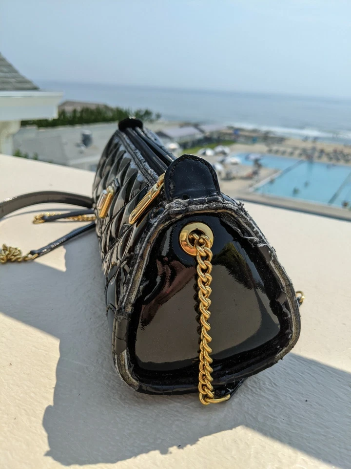 Bolso sin asas Judith Leiber negro acolchado charol noche hombro ESPAÑA Foto 2 de 4