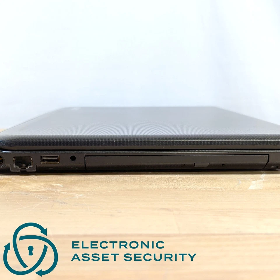 Toshiba Satellite C55D-B5102 AMD A8-6410 APU 2,00 GHz 4 GB RAM (sin unidad) Foto 3 de 4