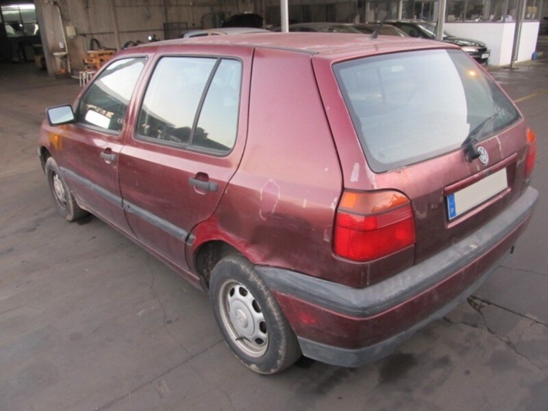 Foto 8 di 9