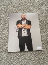 QT Marshall Autographed 8x10 All Elite Crate AEW