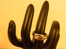 Silver-Tone  3 Interlocking Linked Bands  Ring Size 7 - 49 Unmarked