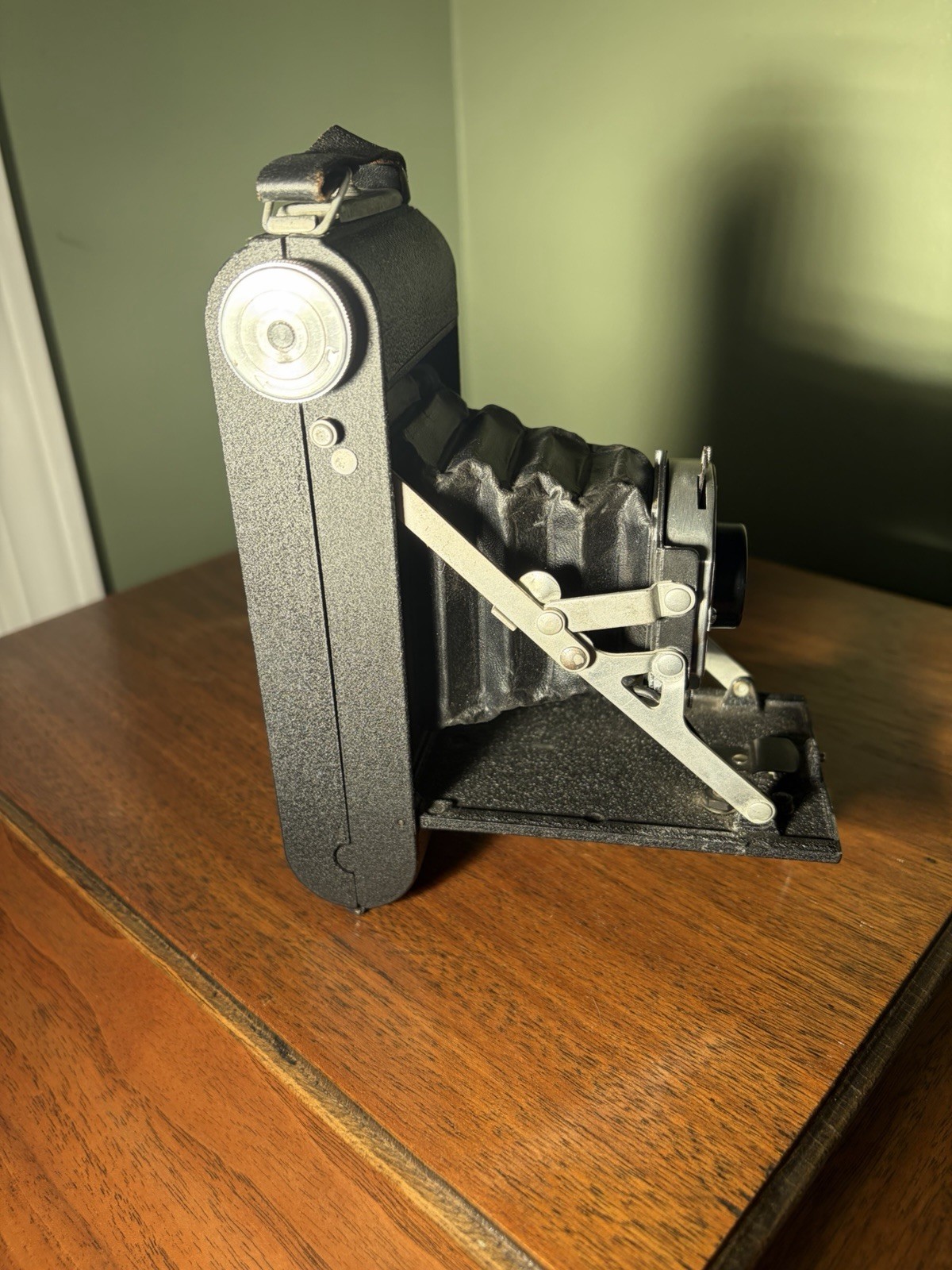 [FILM TESTED] [OPTICS CLEANED] Spartus Folding 120 Film Camera.