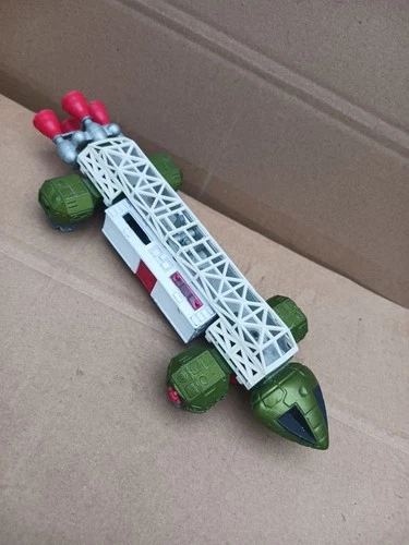 Dinky Meccano Eagle Vintage 1974 Transporter Space 1999 Diecast