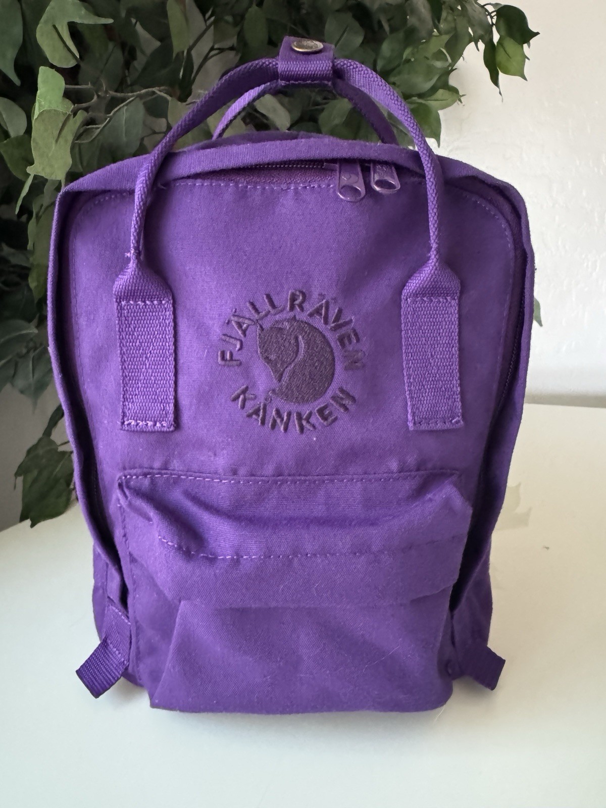 Mini Mochila Mini Bolso FJALLRAVEN KANKEN Re-Kanken Púrpura