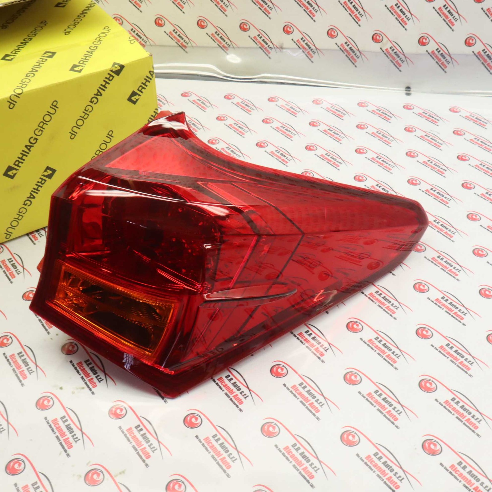 Rear Right Tail Light Toyota Auris Code FAN667D New RHIAG
