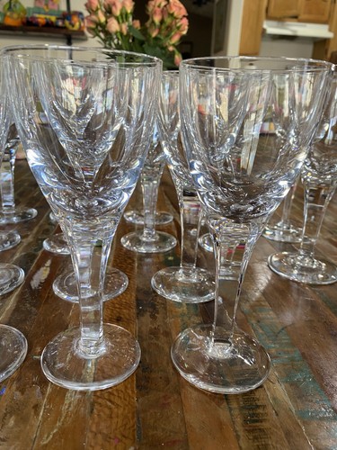 Atlantis Wine and Water glasses! Lotus design by Gerald Gulotta 19 total! - Picture 6 of 12