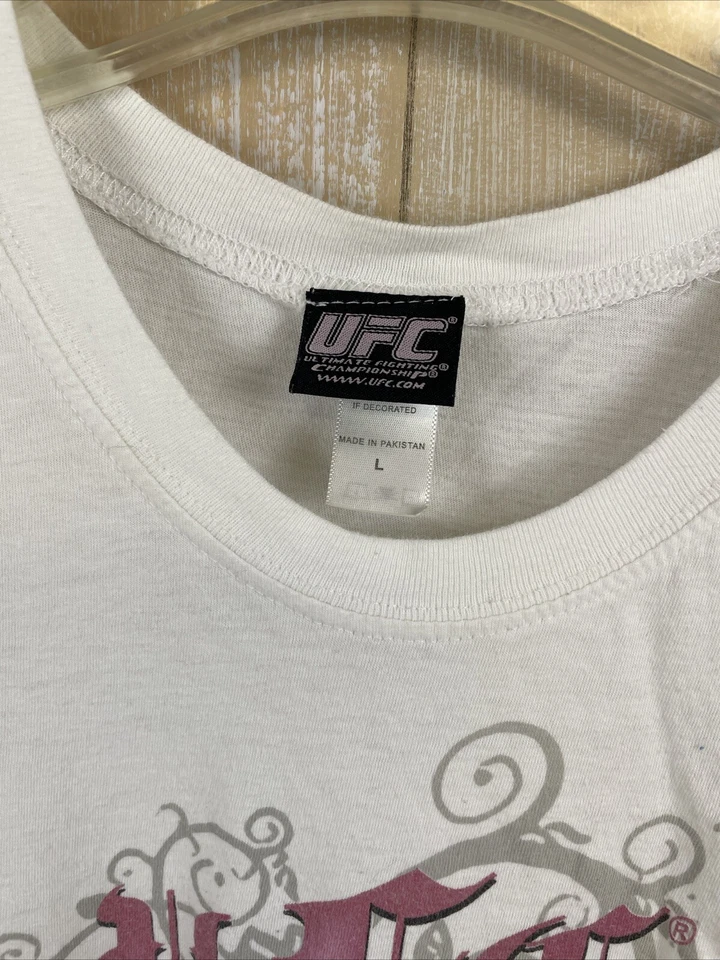 VTG UFC Ultimate Fighting Championship As Real As It Gets T-Shirt Juniors Sz L - Image 3 of 4