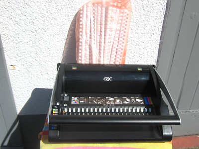 GBC Comb-Bind Bindemaschine Model 200 inkl. Binding Combs | Heftmaschine