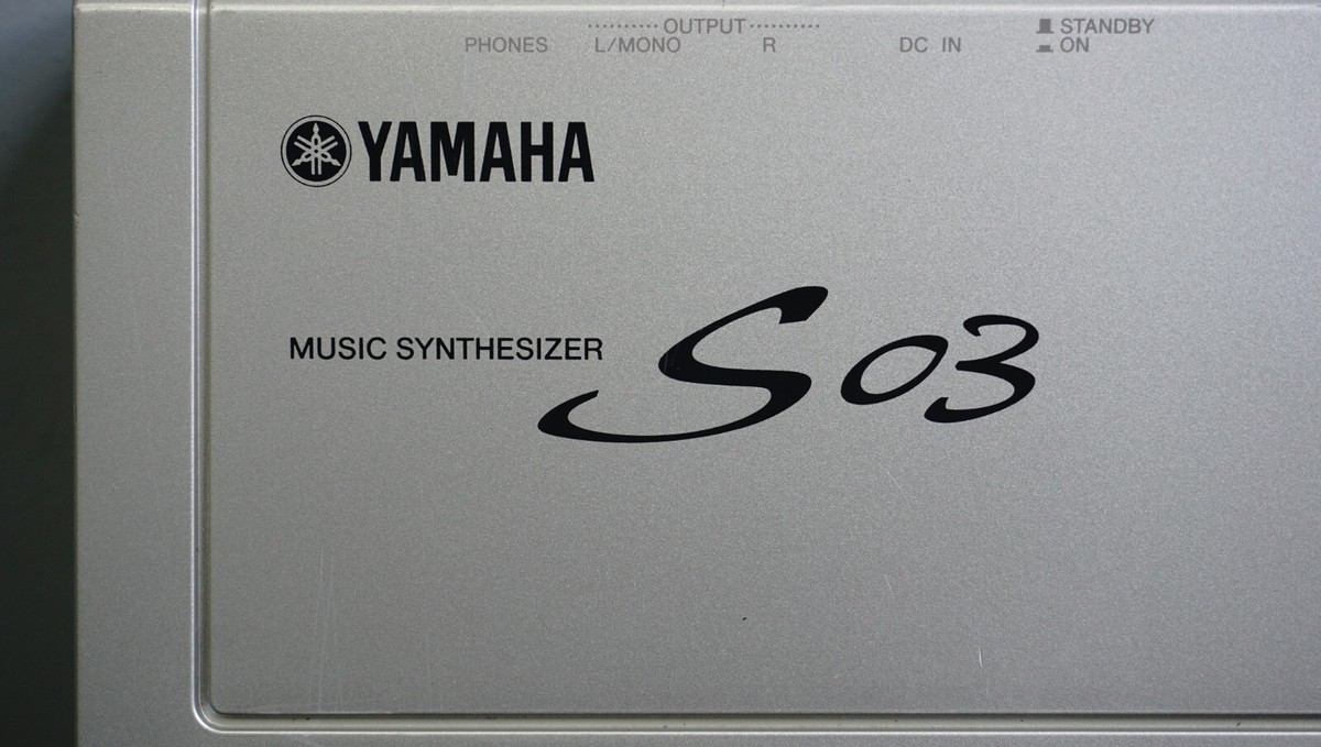 Yamaha So3 S03 Music Synthesiser Polyphonic Portable Keyboard