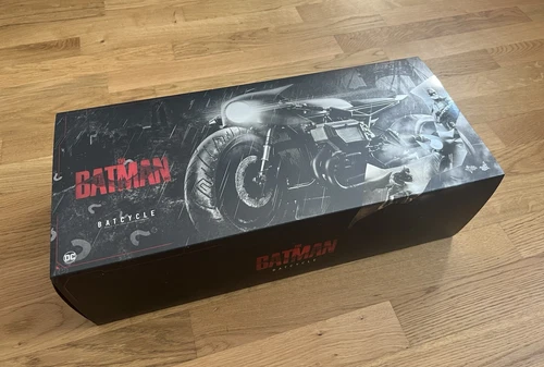 Hot Toys MMS642 The Batman Batcycle Movie Masterpiece 1/6 motocicleta - ¡como NUEVO!