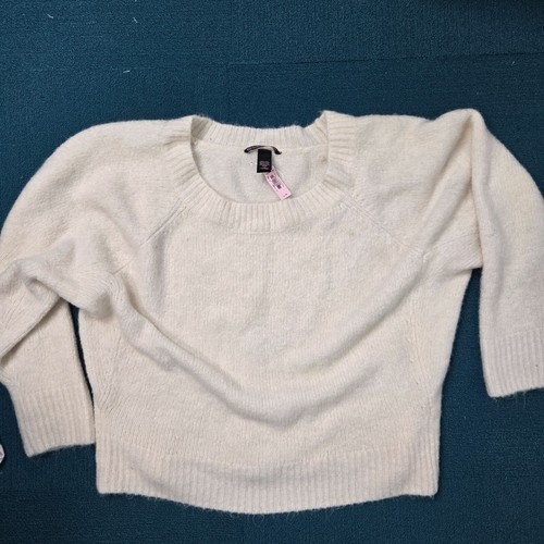 Victoria's Secret Size L Winter White Cream Oversized Fuzzy Pullover Sweater - Picture 14 of 16