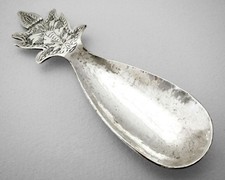 Unusual Carrot Shaped Antique Arts & Crafts Sterling Silver Tea Caddy Spoon 1912