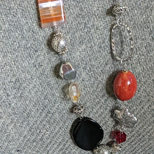 Necklace Premier Designs big beads brown black 32-35 in - Picture 2 of 8