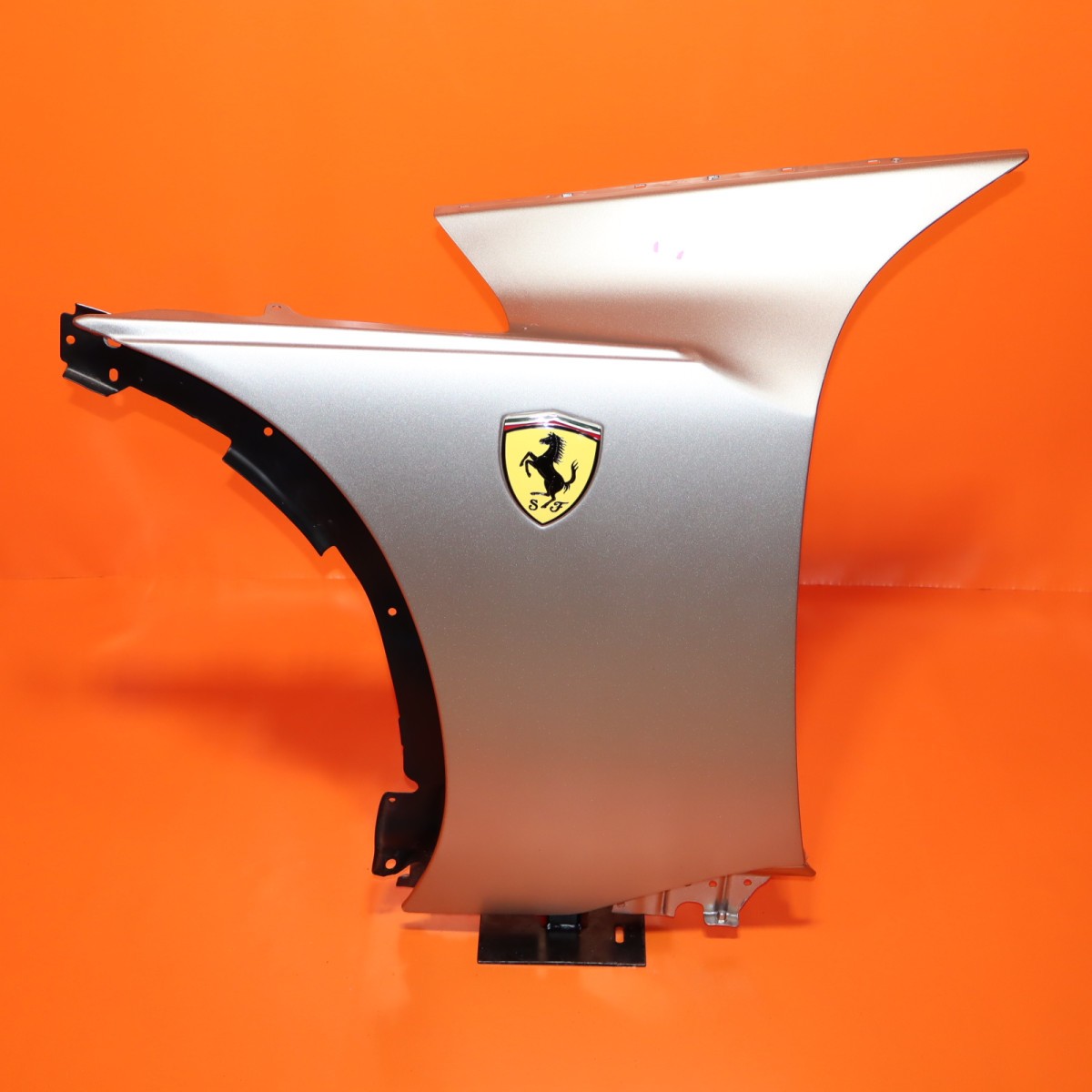 Ferrari Purosangue 2023-2026 Front Left Fender P/N 985822812