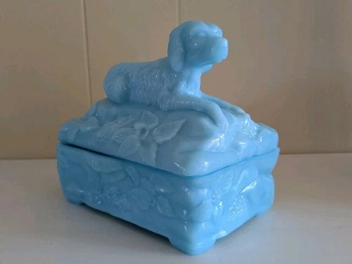 Portieux Vallerysthal Blue Milk Glass Setter Hunting Dog Trinket Dish
