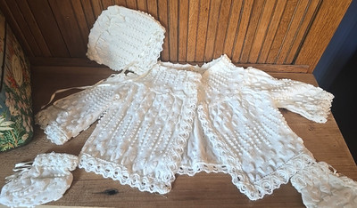 VTG FRIEMANIT Italy 3pc Baby Girl Sweater Set - Popcorn Knit Hat Booties Baptism